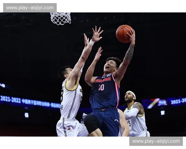 京沪大战：不仅仅是篮球，更是一场关于城市底蕴的“巅峰博弈”